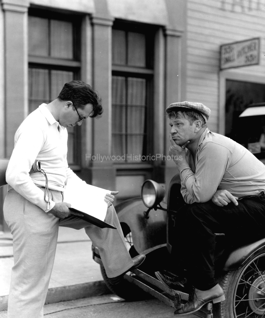 Wallace Beery 1931 1 wm.jpg